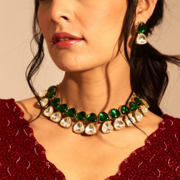 Green stones with Kundan Necklace with Earrings Set